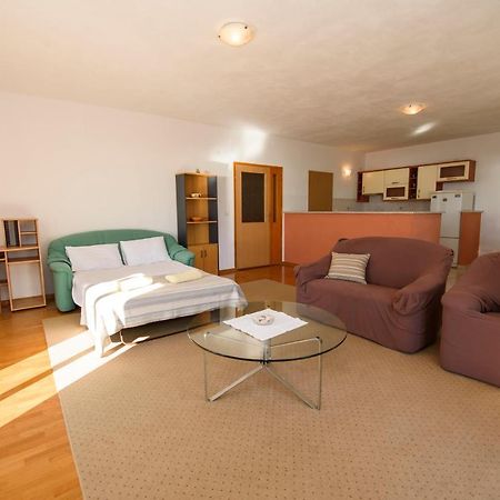 Apartman Mijo - Suhi Potok Jesenice  Exteriör bild