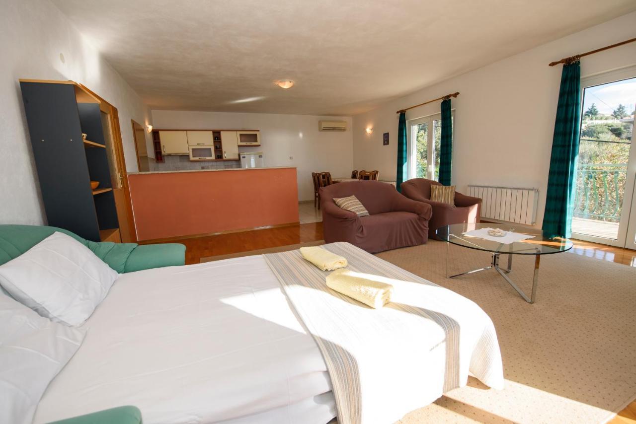 Apartman Mijo - Suhi Potok Jesenice  Exteriör bild