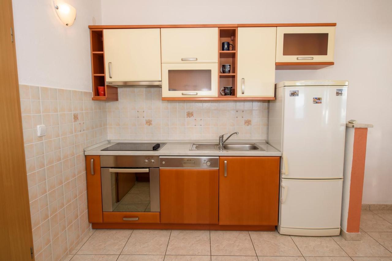 Apartman Mijo - Suhi Potok Jesenice  Exteriör bild