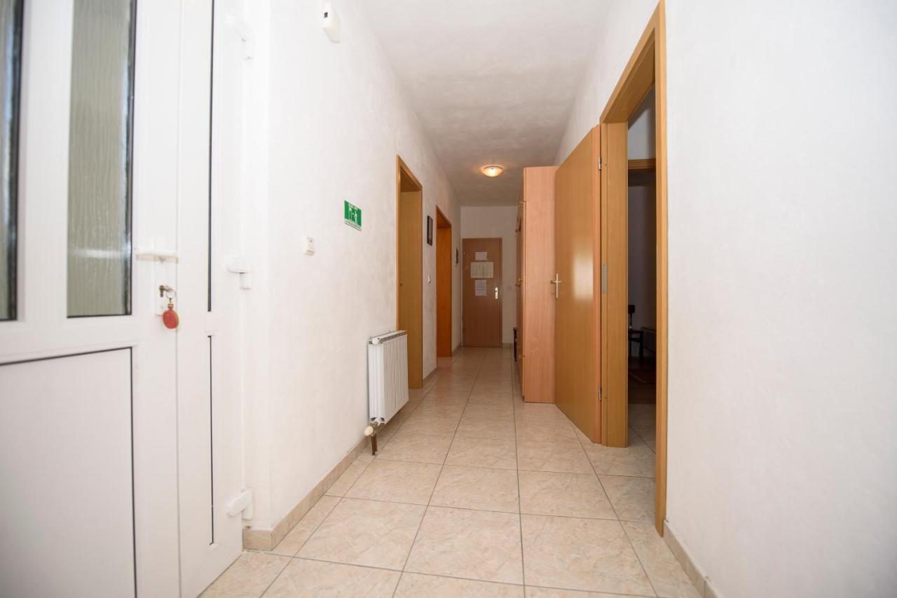 Apartman Mijo - Suhi Potok Jesenice  Exteriör bild