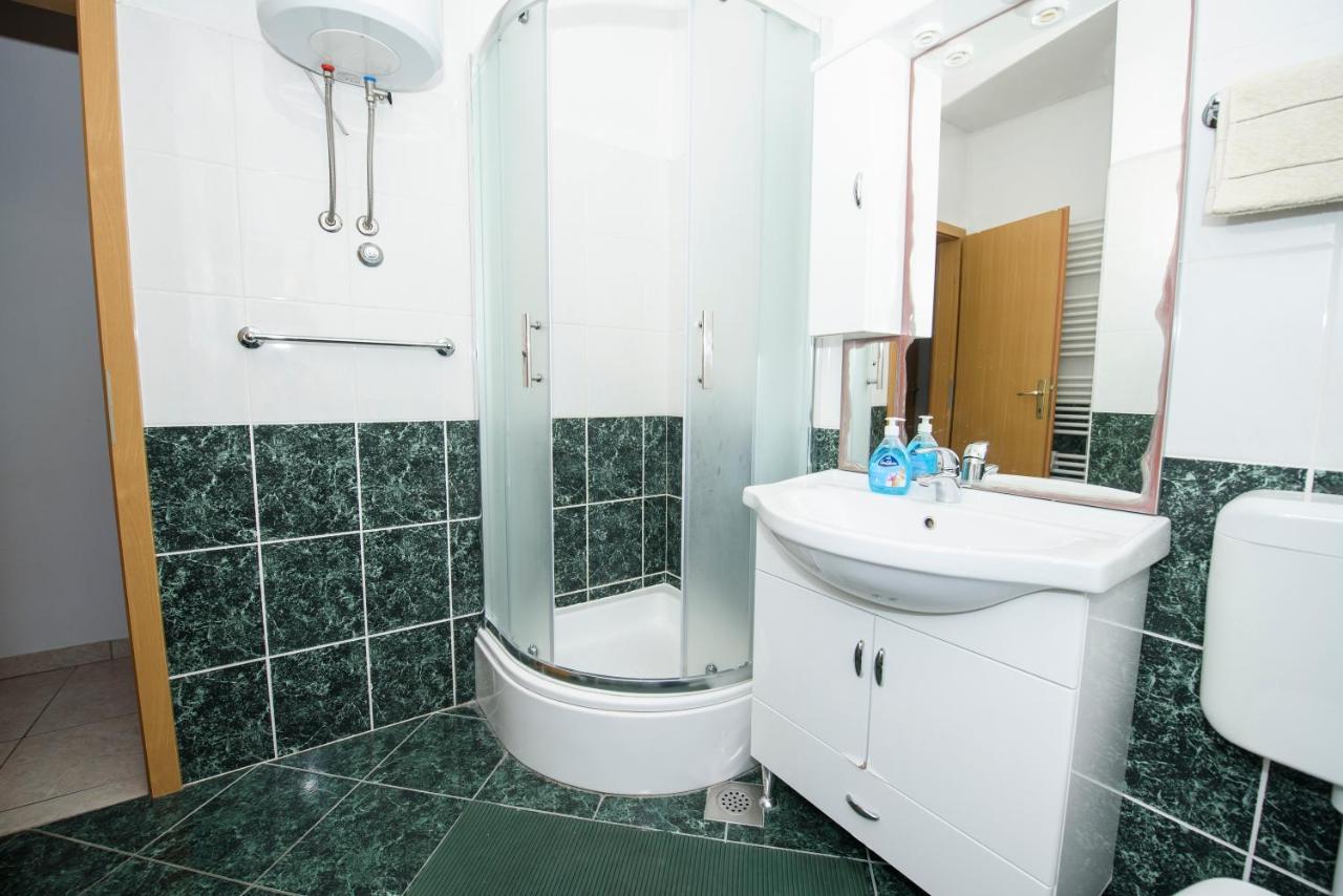 Apartman Mijo - Suhi Potok Jesenice  Exteriör bild